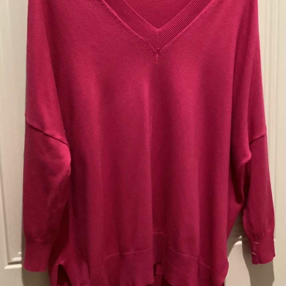 Women's V-Neck Oversized Sweater - Pink